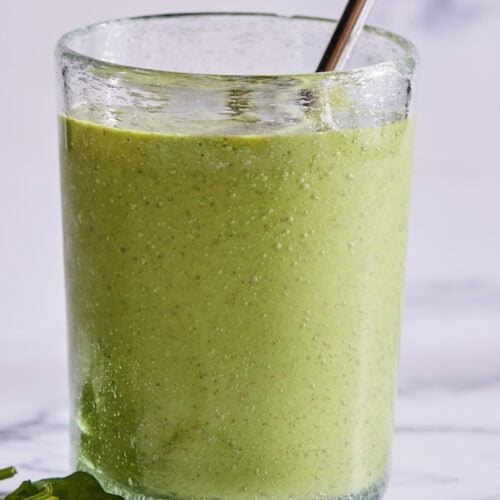 Breakfast Spinach Smoothie from www.whatsgabycooking.com (@whatsgabycookin)